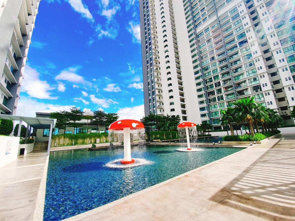 Beautiful Relaxing Home In Skyarena Ascenda Kuala Lumpur Luaran gambar